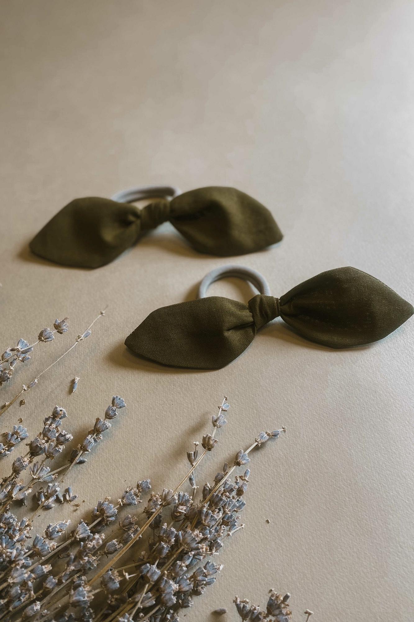 Резинка-бантик из хлопка "хаки"