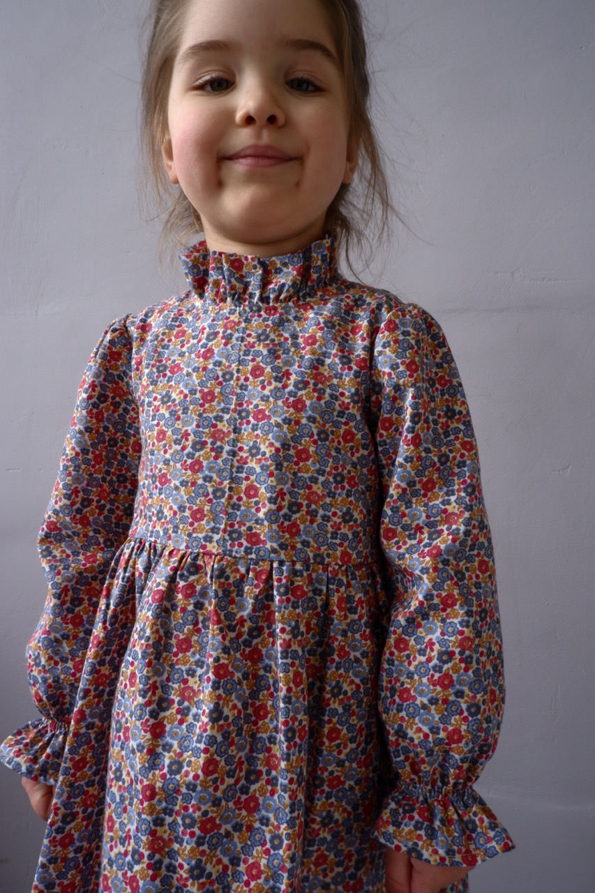 MONIKA DRESS FLOWERS LINEN