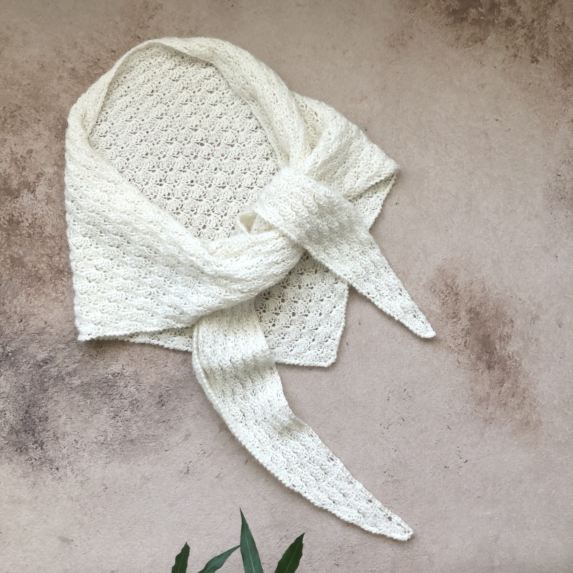 косынка крючком, бактус крючком, платок крючком