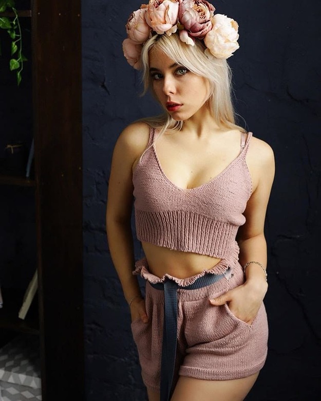 Шорты PAPER BAG + топ BRALETT