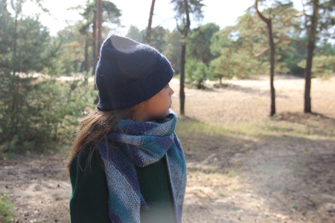 Описание Scarf far side