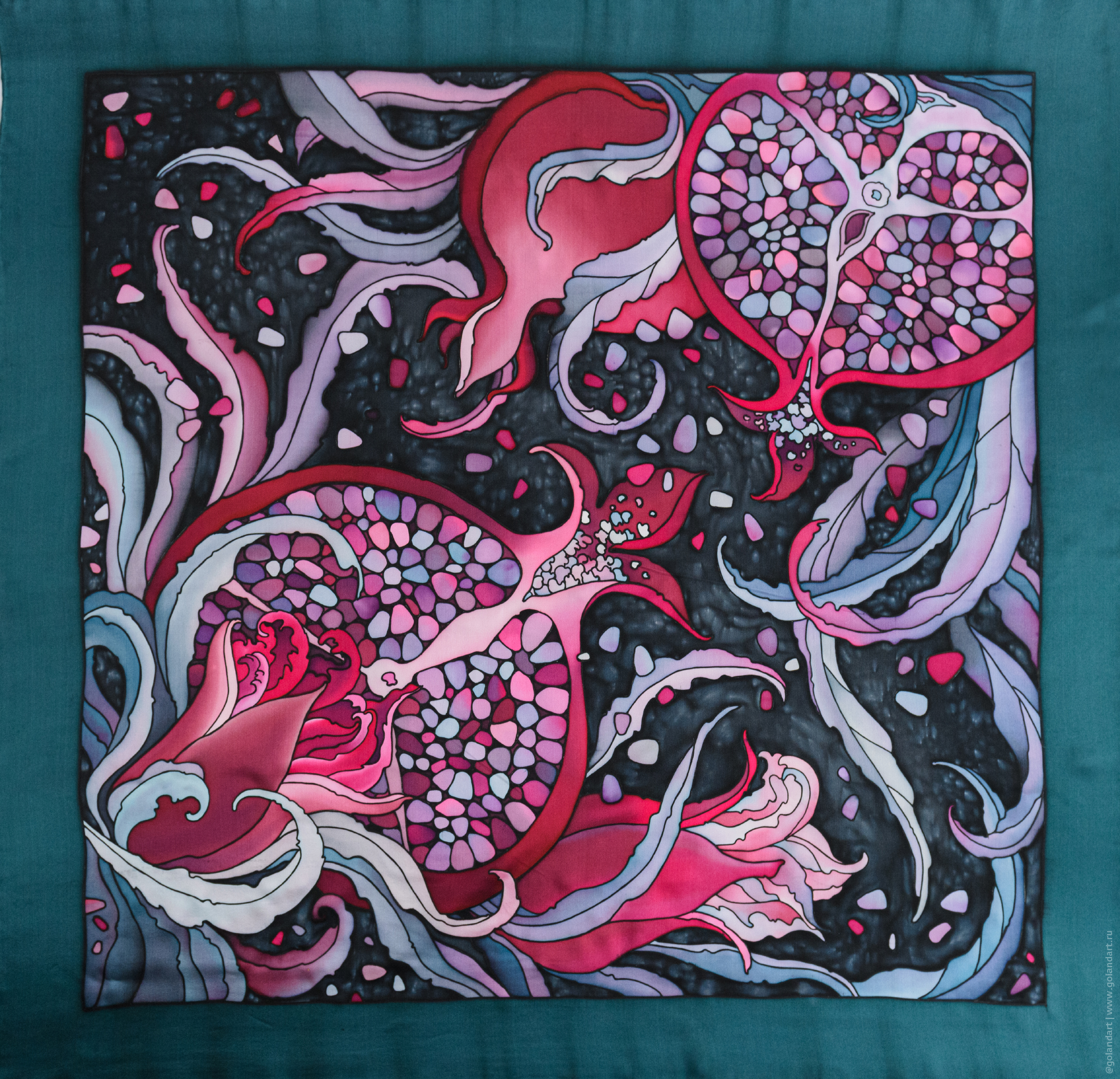 Платок «Гранаты» 90х90 см. Заказ росписи.