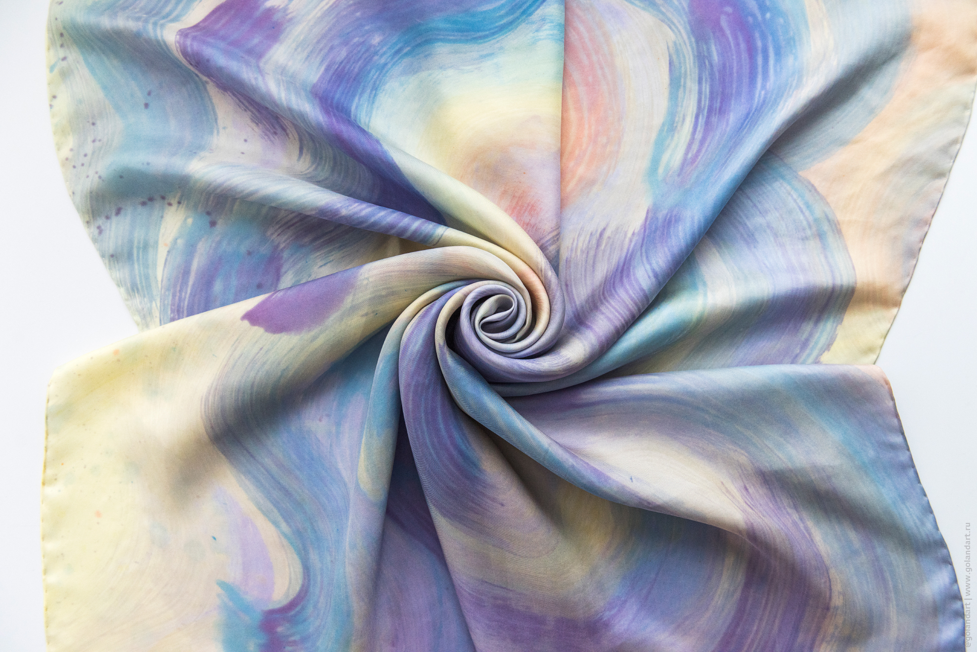 Платок «Танец красок - 4». Ручная роспись на натуральном шёлке (саржа/твил, 110х110см).