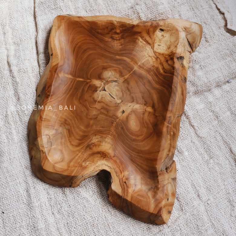 Блюдо из массива дерева тик