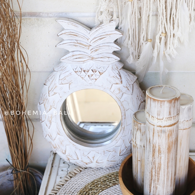 Рама из дерева ананас