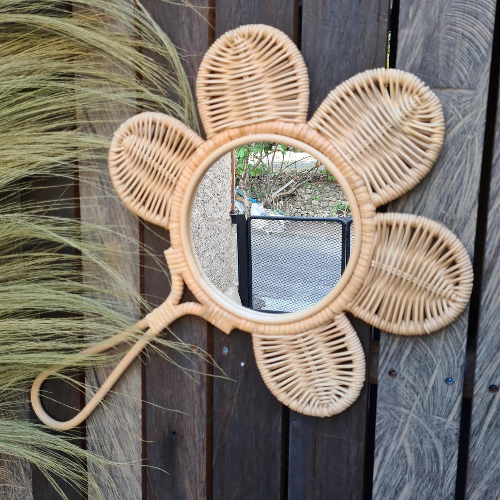 Зеркало 77 Ротанг Д40 цветок