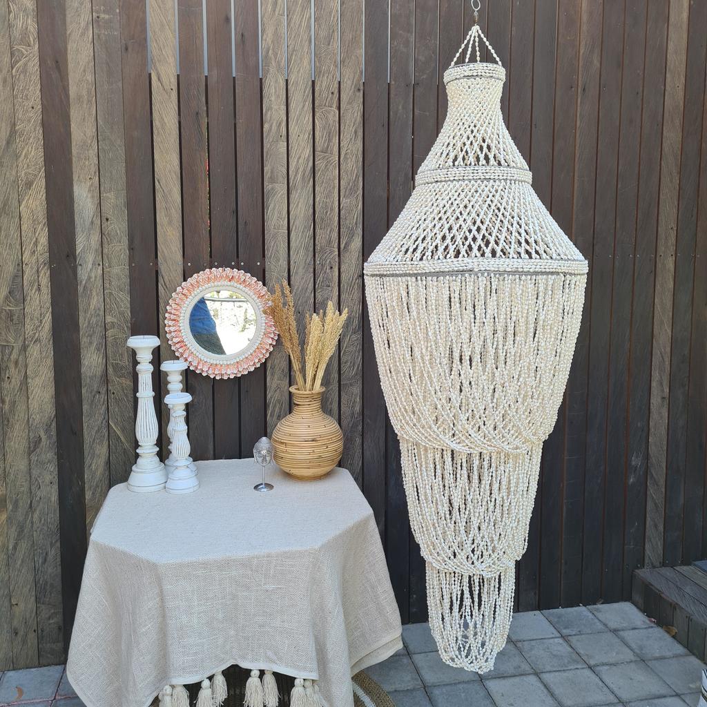 Люстра 4 белые ракушки 50х150