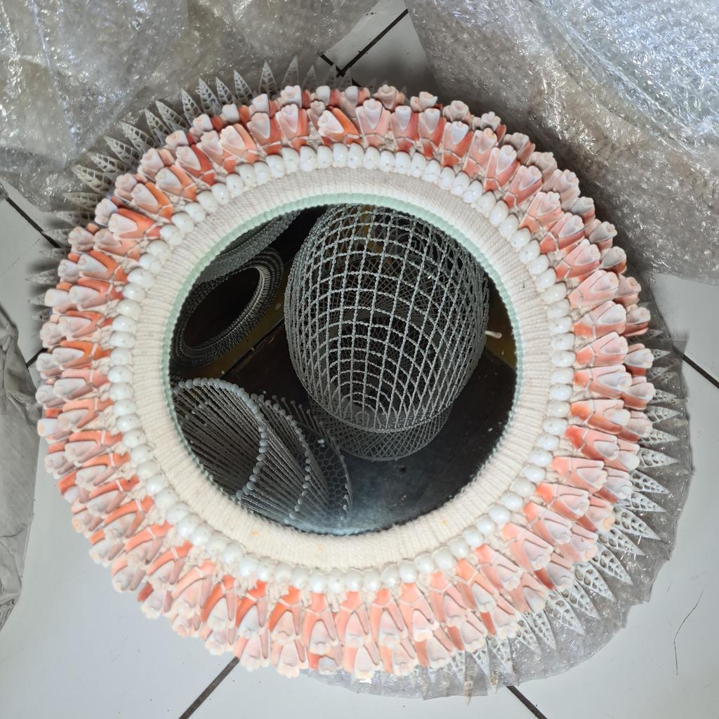 Зеркало 81 Розовые ракушки Д40