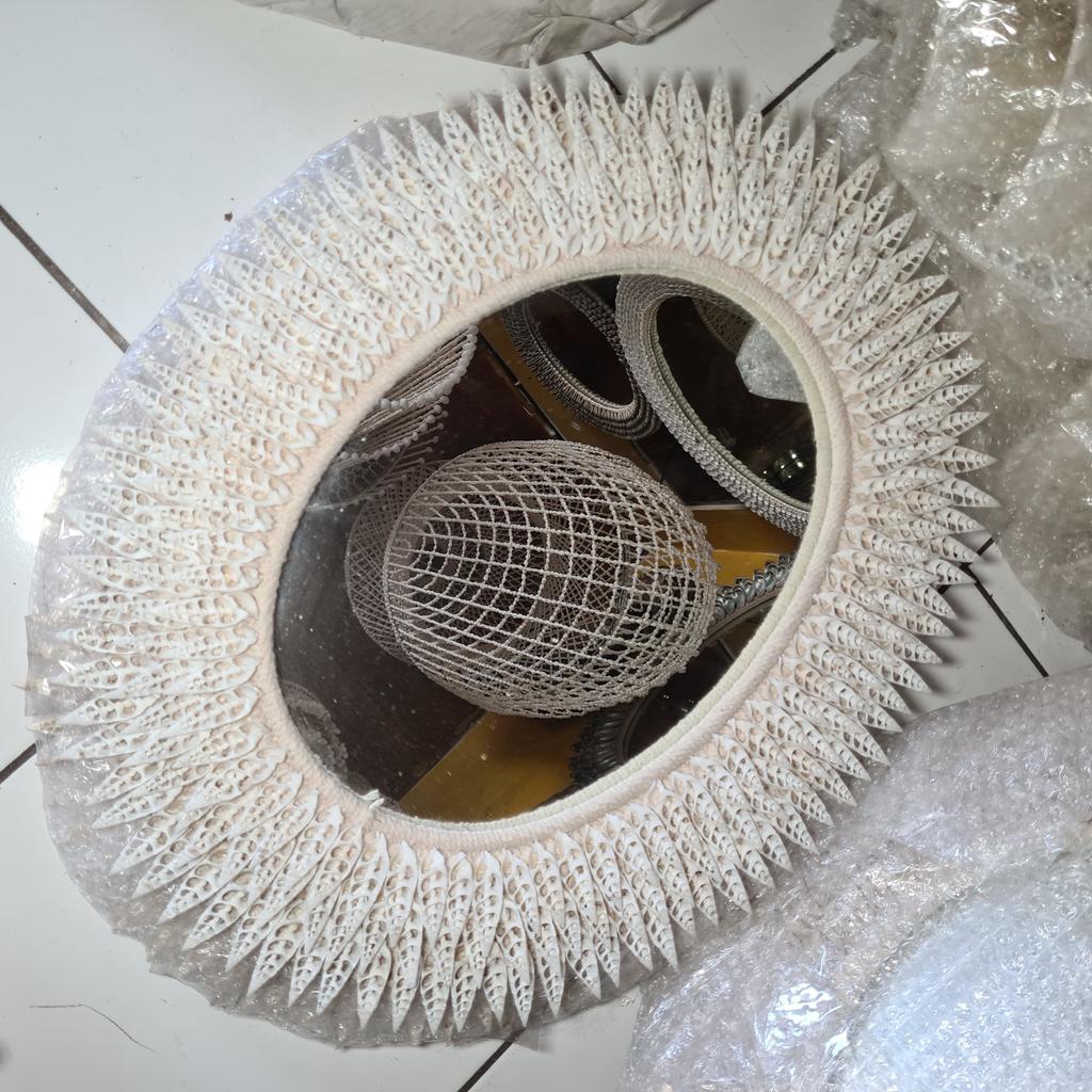 Зеркало 83 Ракушки острые 55х45