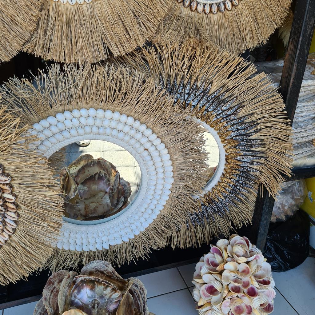 Зеркало 103 Ракушки + листья ананаса Д70