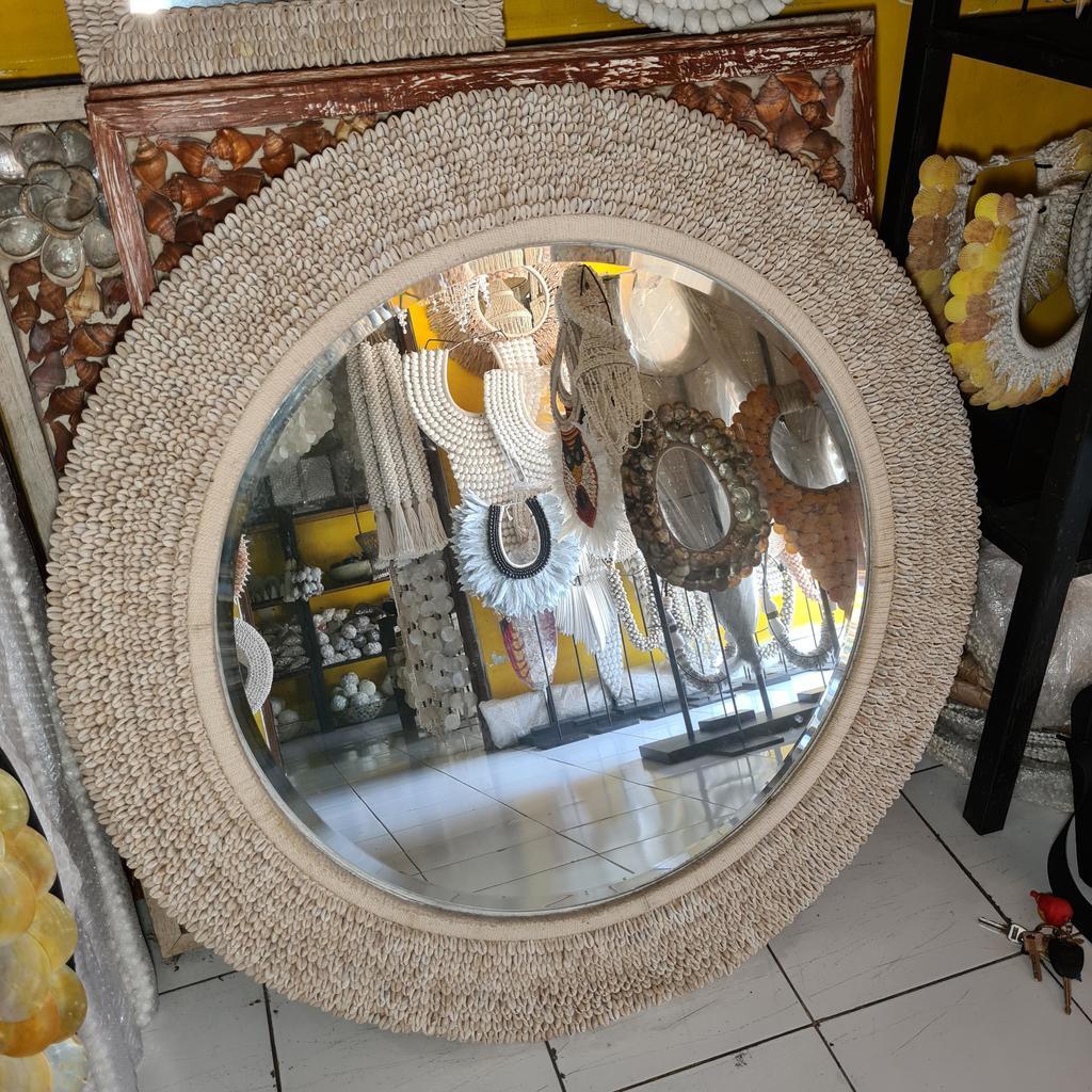 Зеркало 108 Большое ракушки мелкие Д105