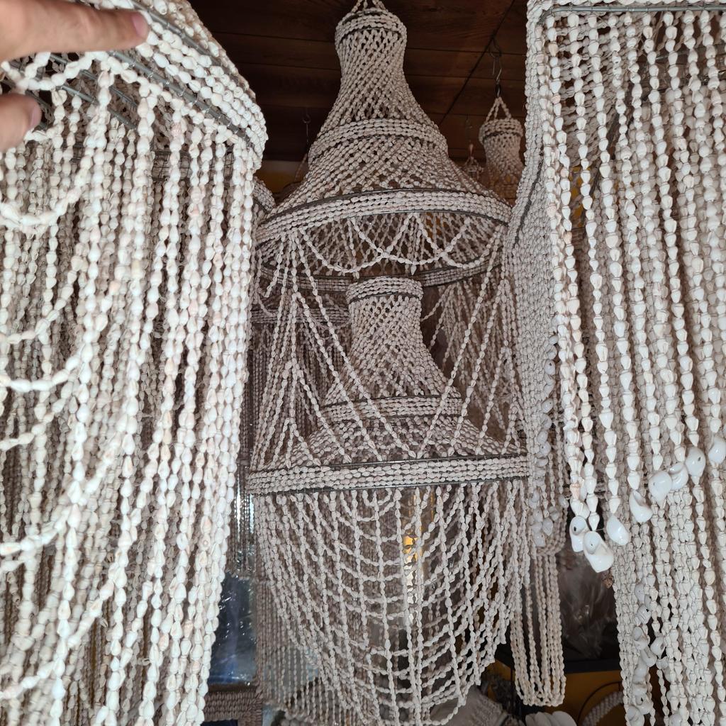 Люстра 31 Белые ракушки двойная 40х115