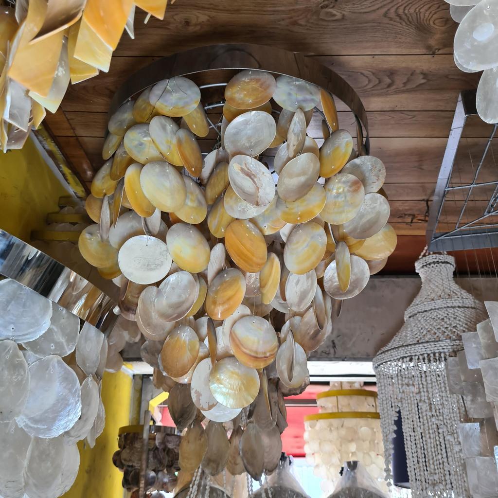 Люстра 56 Ракушки желтые круглые 50х50