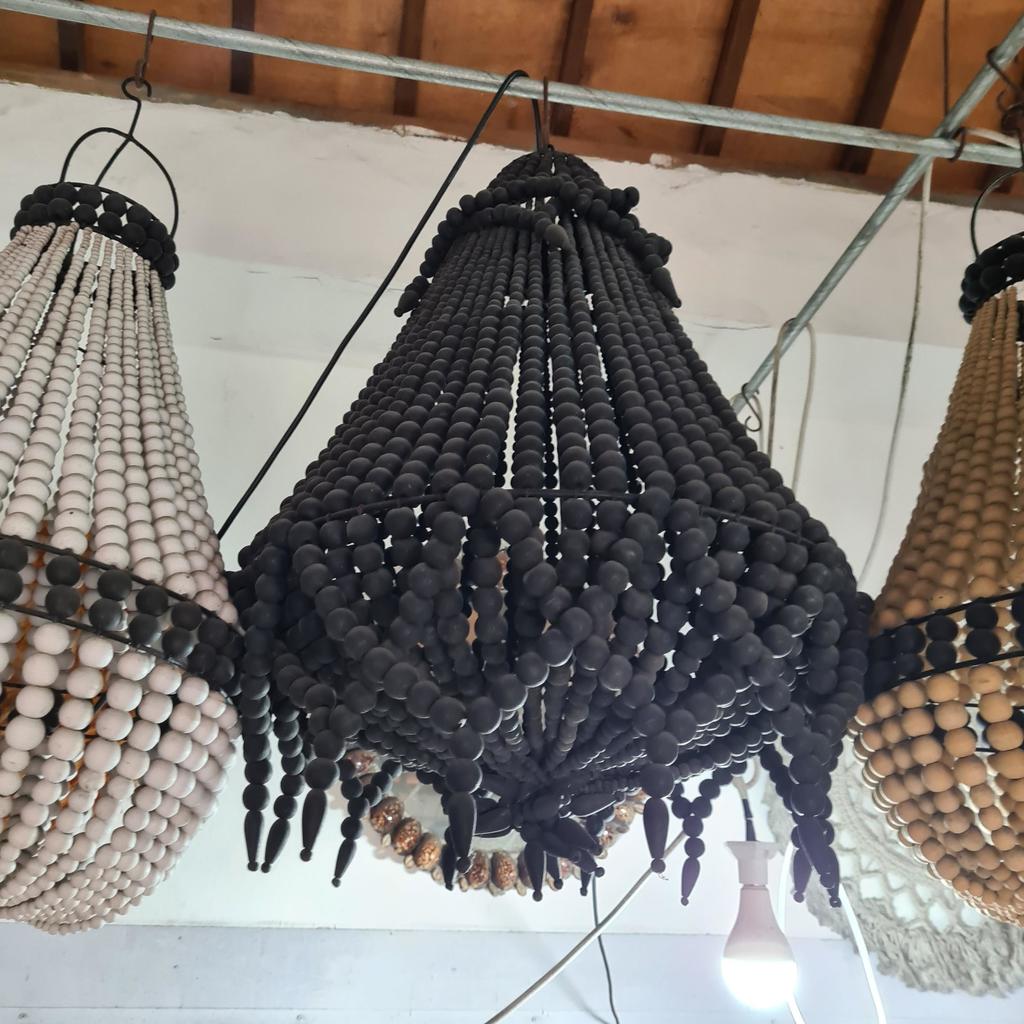Люстра из деревянных шариков 9 Черная матовая Д50