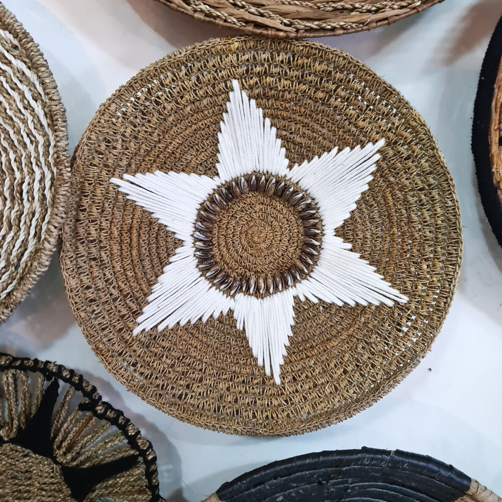 Панно на стену тарелка 1 (морская трава + макраме)