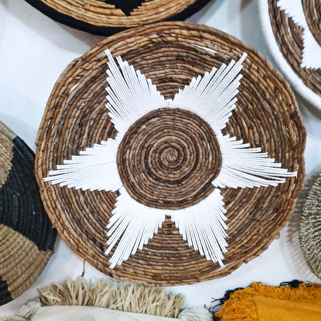 Панно на стену тарелка 17 (Банановый лист + Макраме)