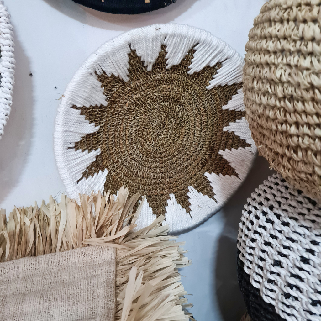 Панно на стену тарелка 26 (Морская трава + Эгель + Макраме)