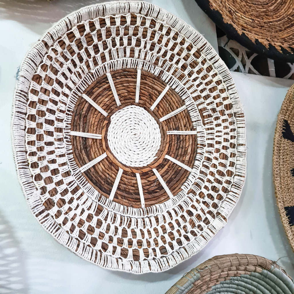 Панно на стену тарелка 32 (Банановый лист + Макраме)