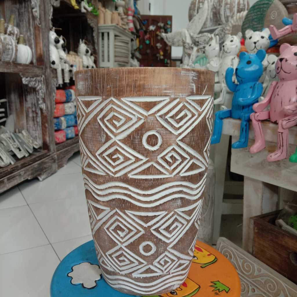 Ваза 16х25х16см