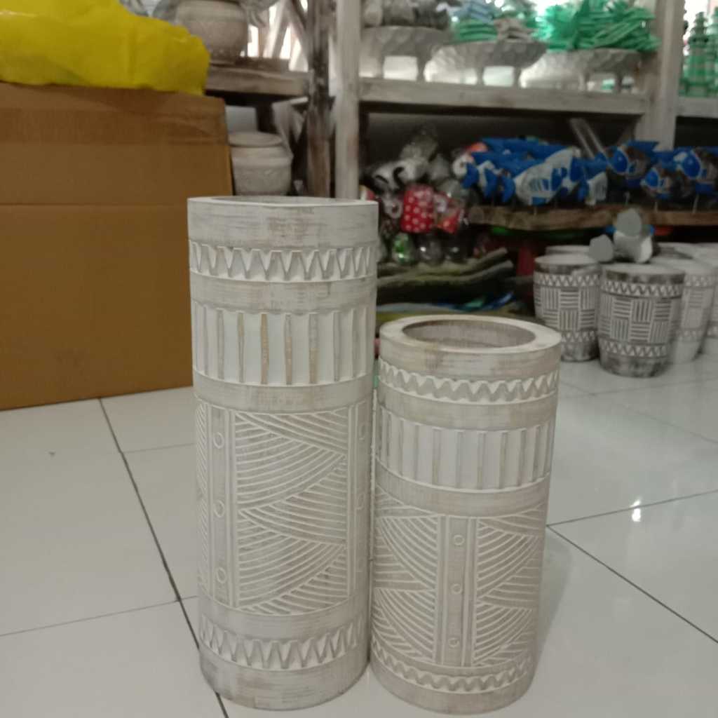 Вазы к-кт 2шт светлые