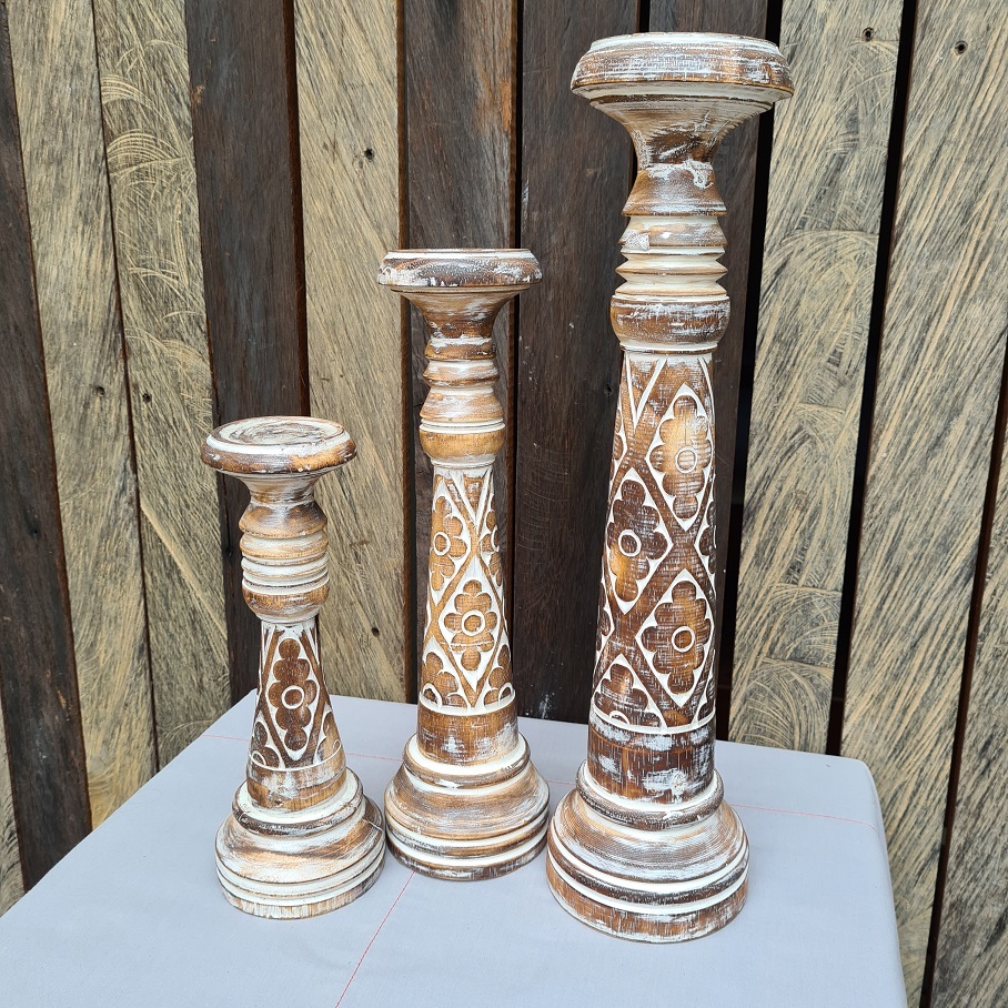 Подсвечники темные резные 3шт