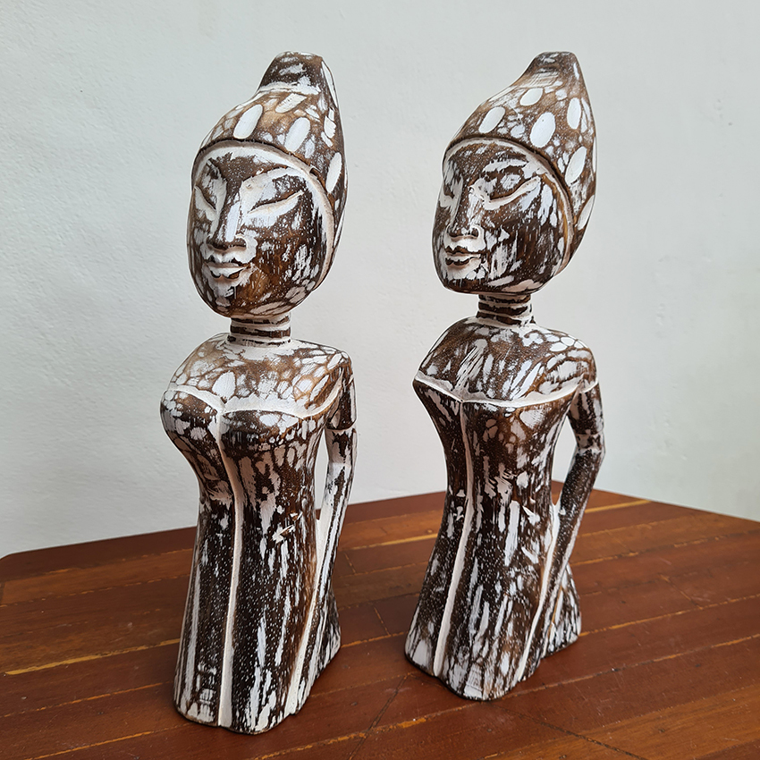 Статуэтка женщина