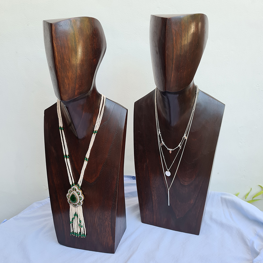 Подставка под украшения Бюст с головой