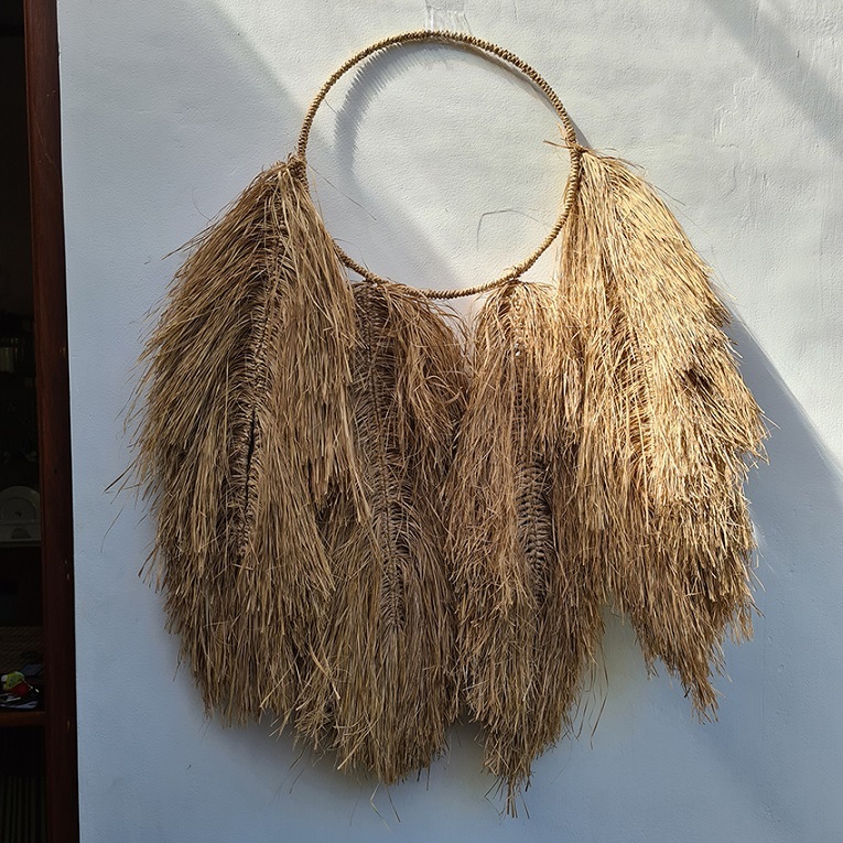 Панно на круге