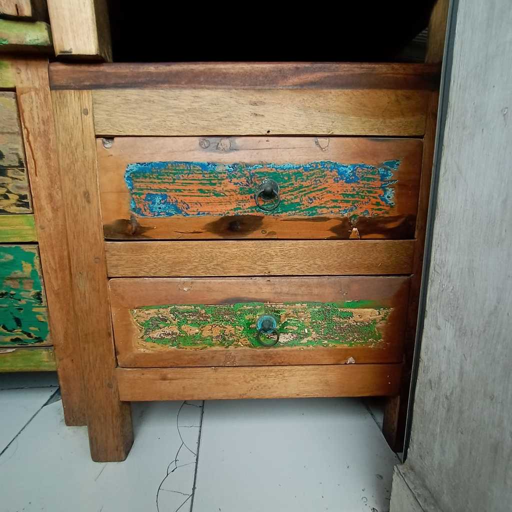 Тумба прикроватная 1