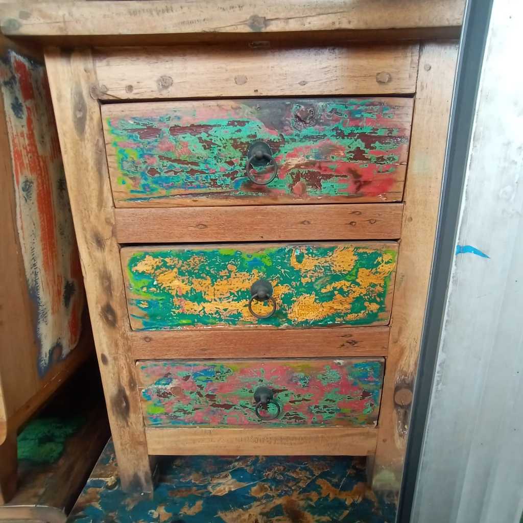 Тумба прикроватная 7