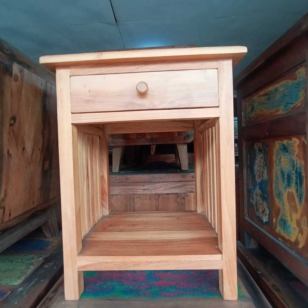 Тумба прикроватная 10