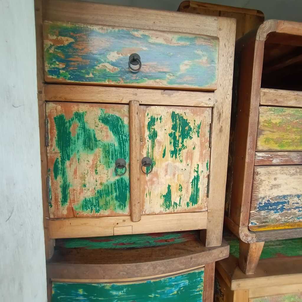 Тумба прикроватная 15