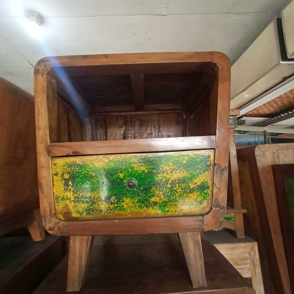 Тумба прикроватная 26