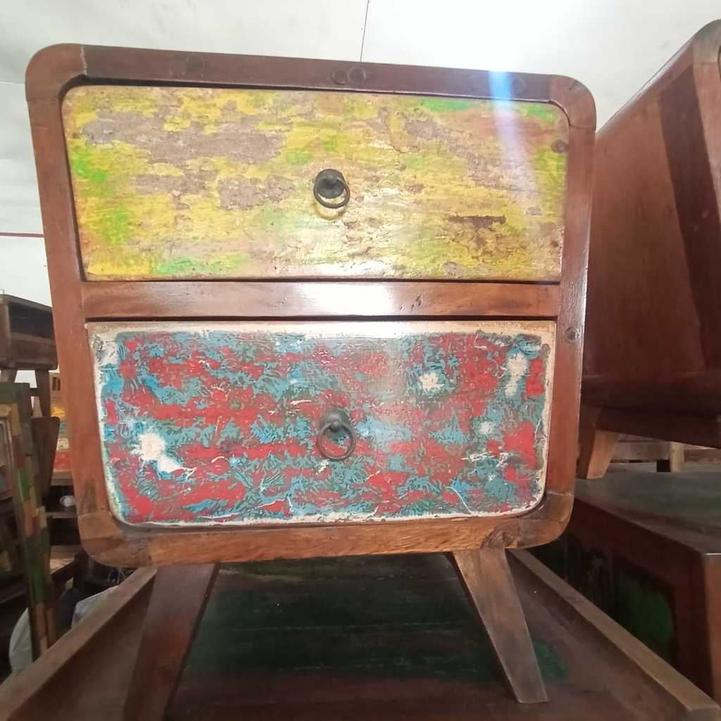 Тумба прикроватная 28