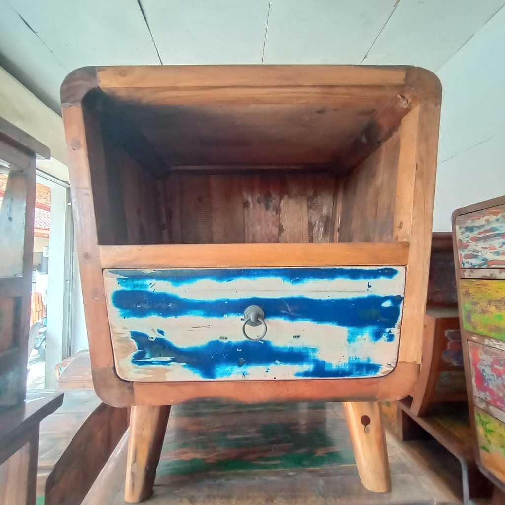 Тумба прикроватная 31