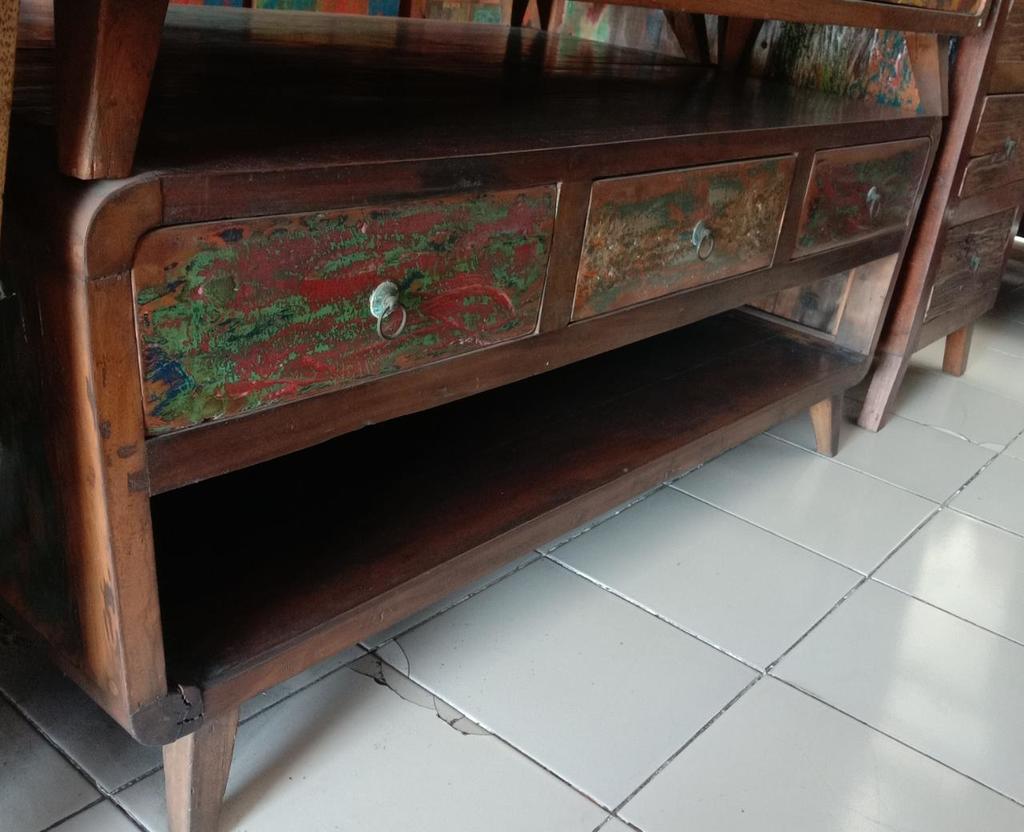 Тумба под ТВ 6