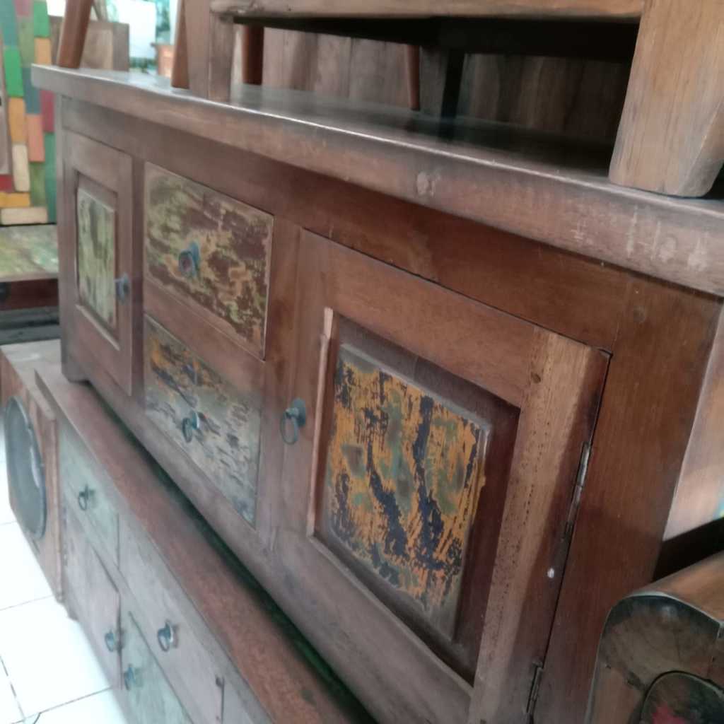 Тумба под ТВ 8