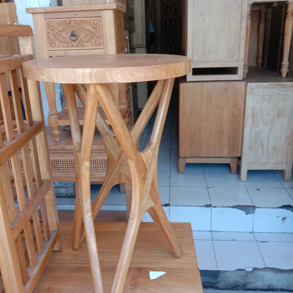 Столик тумба