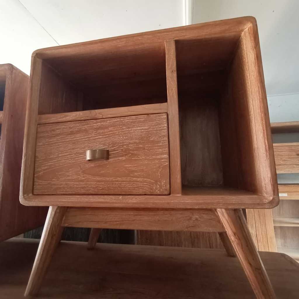 Тумба прикроватная 65