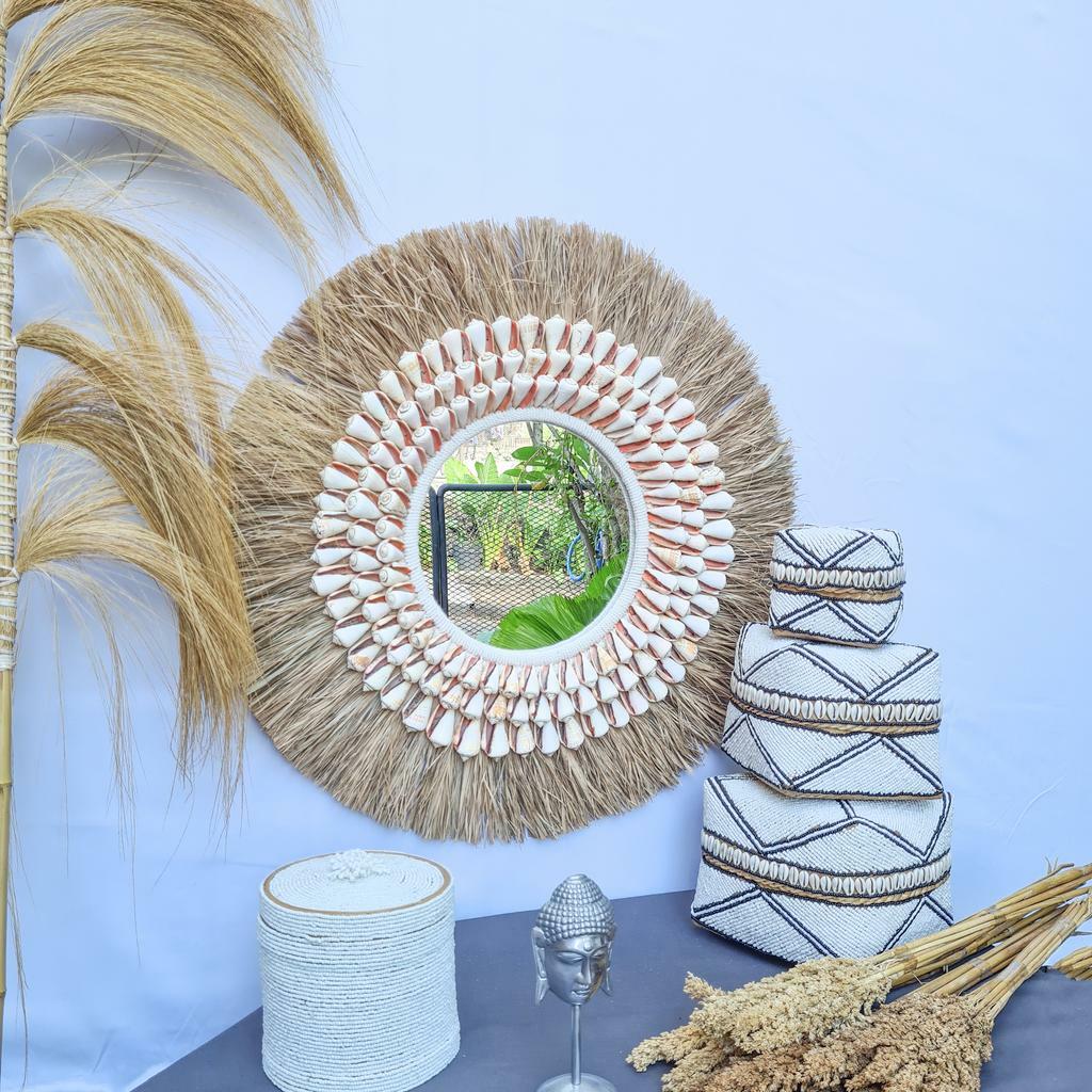 Зеркало пальмовый лист 63см + ракушки рыжие толстые