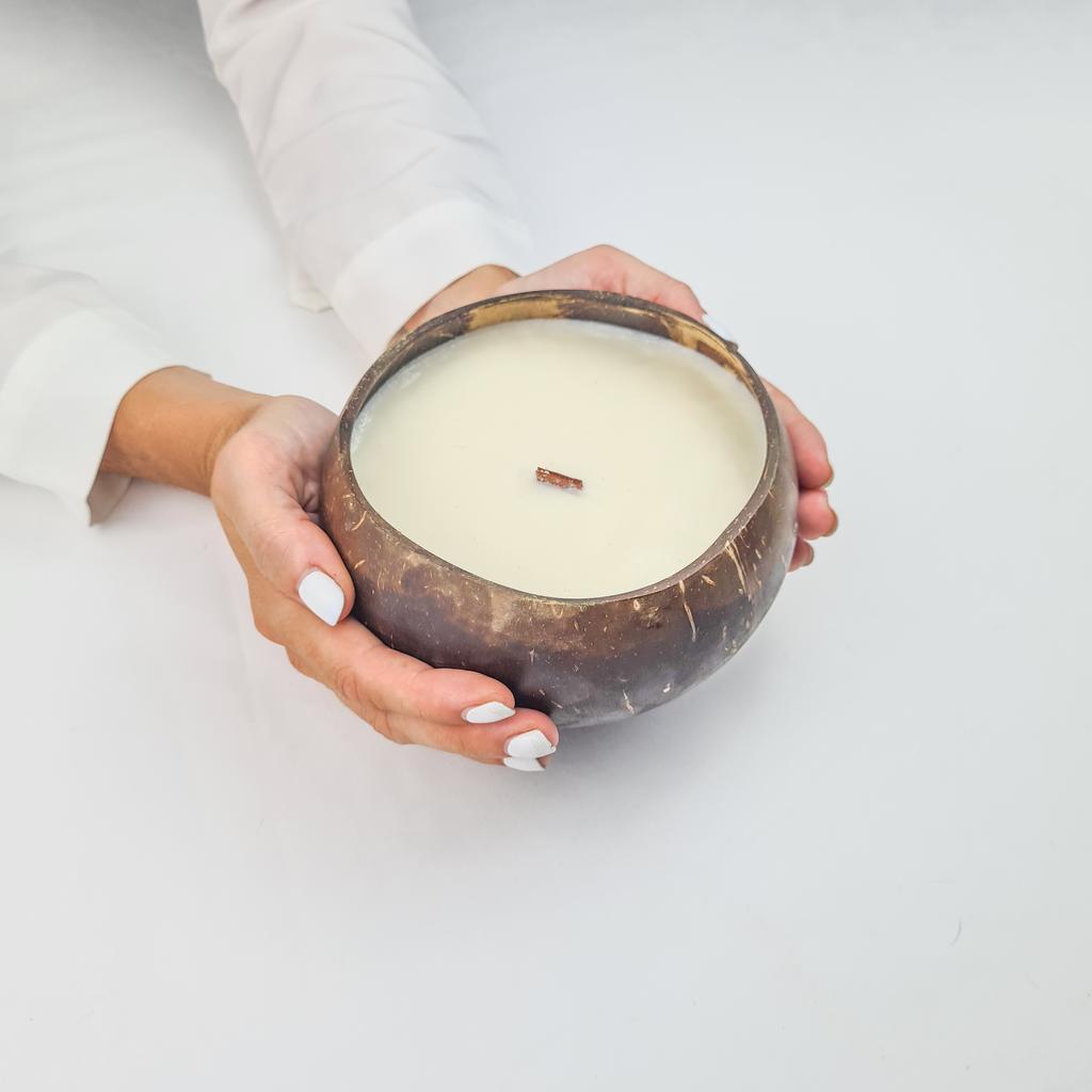 Свеча в кокосе 14см