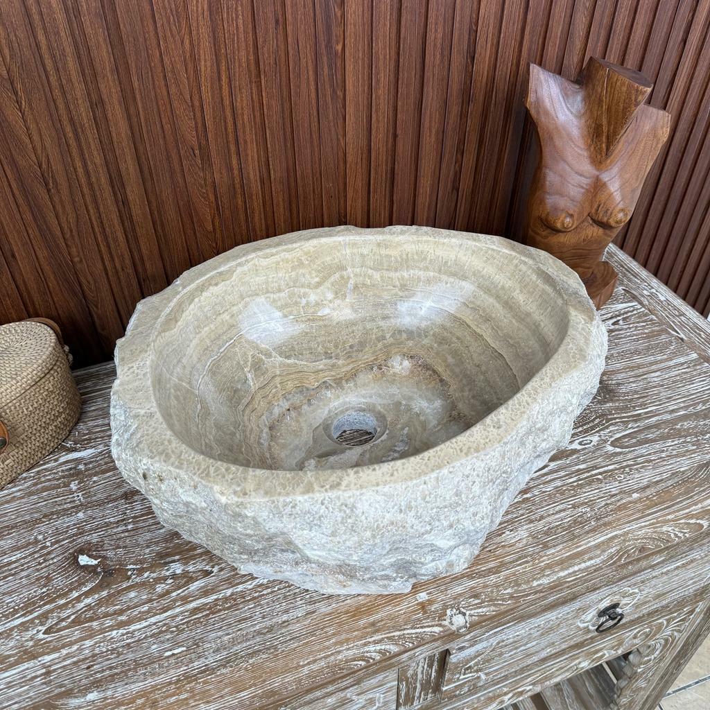 Раковина Оникс 1