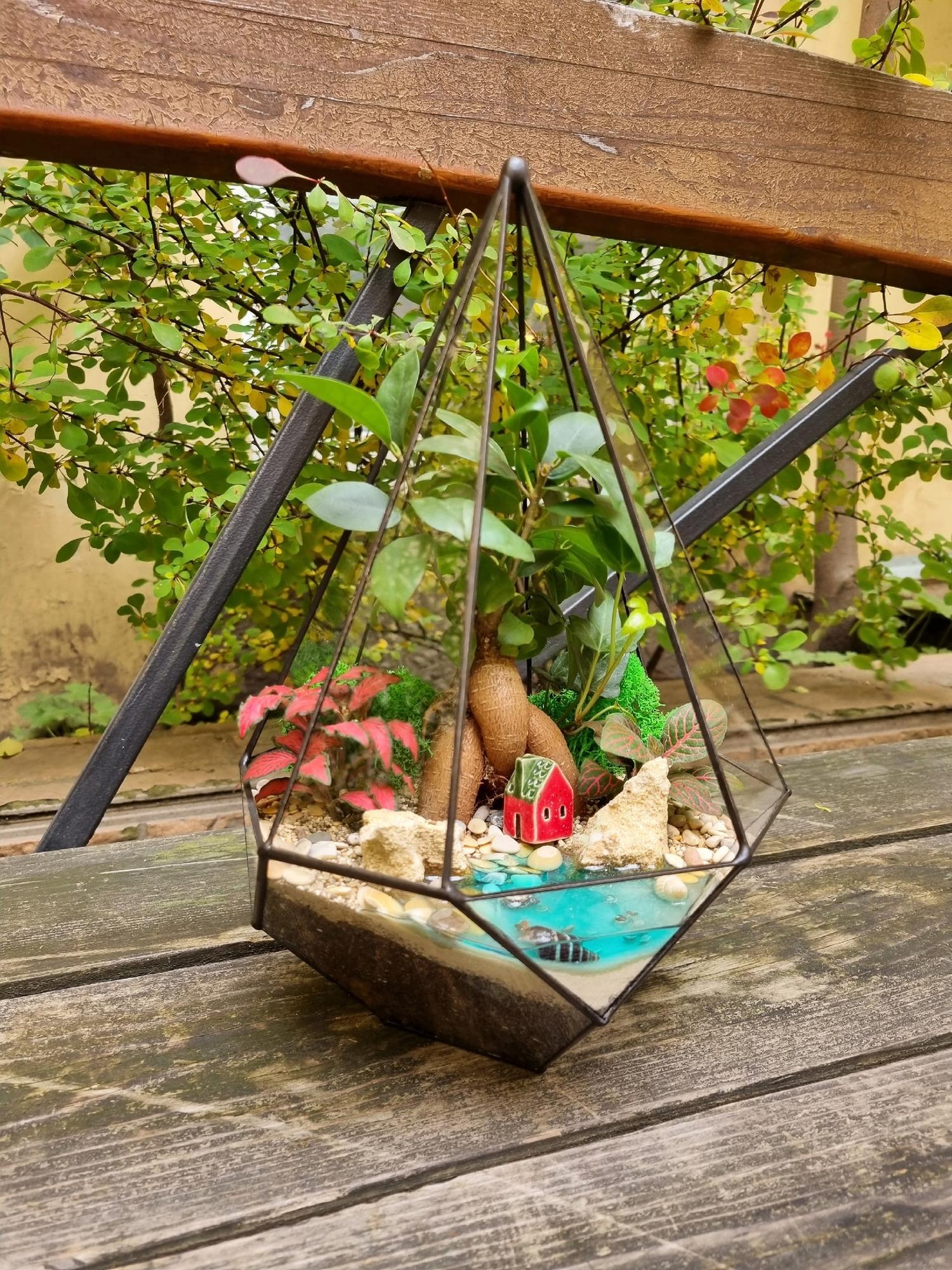 Бонсай в резной капле c имитацией воды