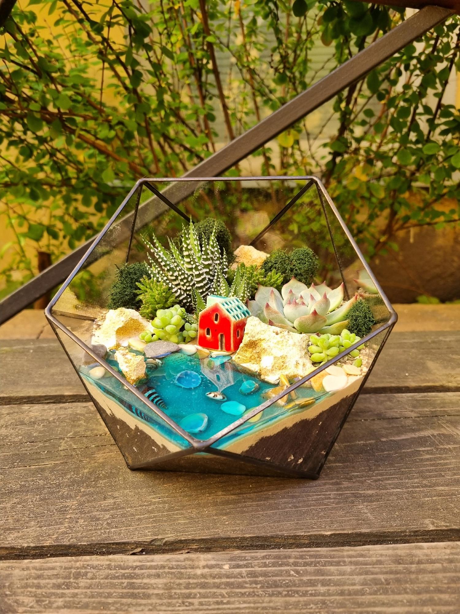 Икосаэдр (размер М) с имитацией воды