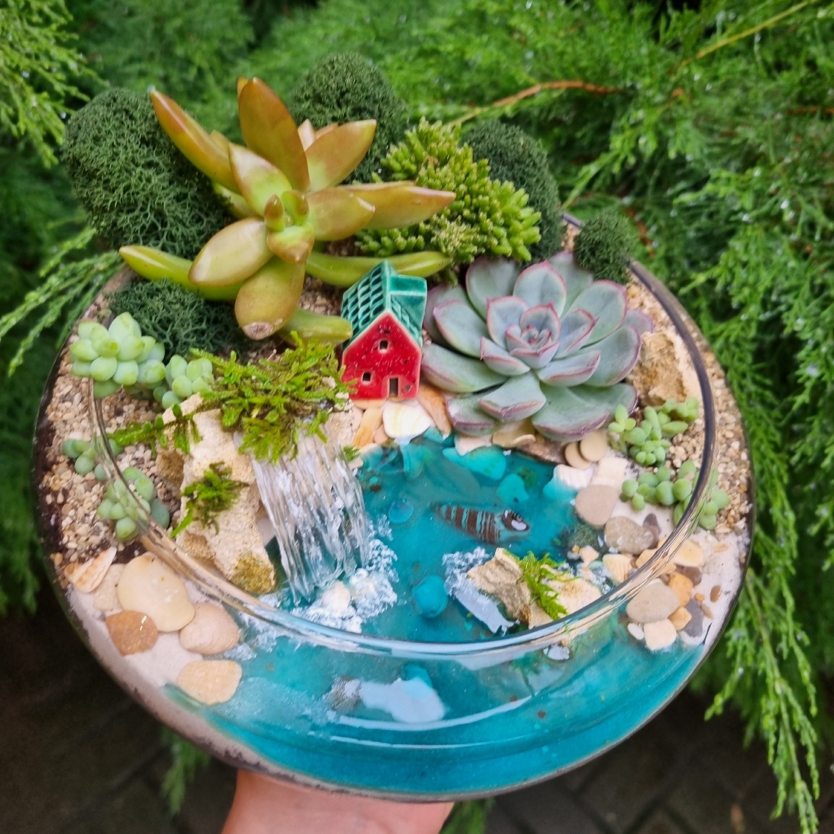 Минимир размер L в плошке с водопадом