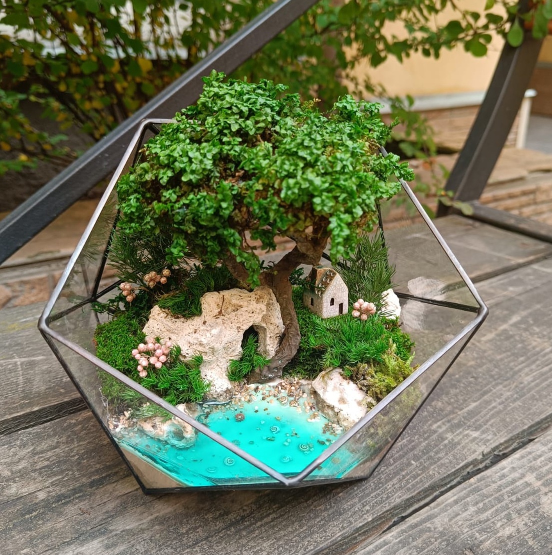 Моссариум в икосаэдре М