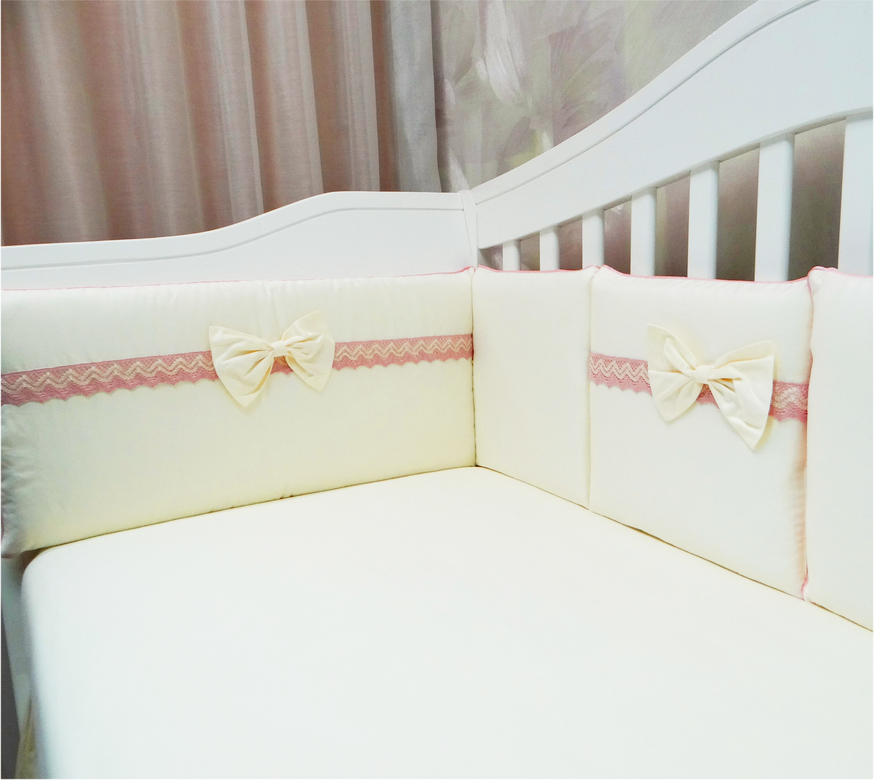Комплект бортиков #213 цв.молочный/розовый