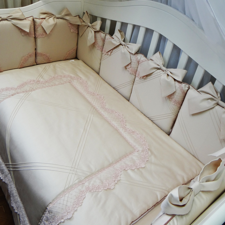 Комплект бортиков #223 цв.светло-бежевый/пудровый