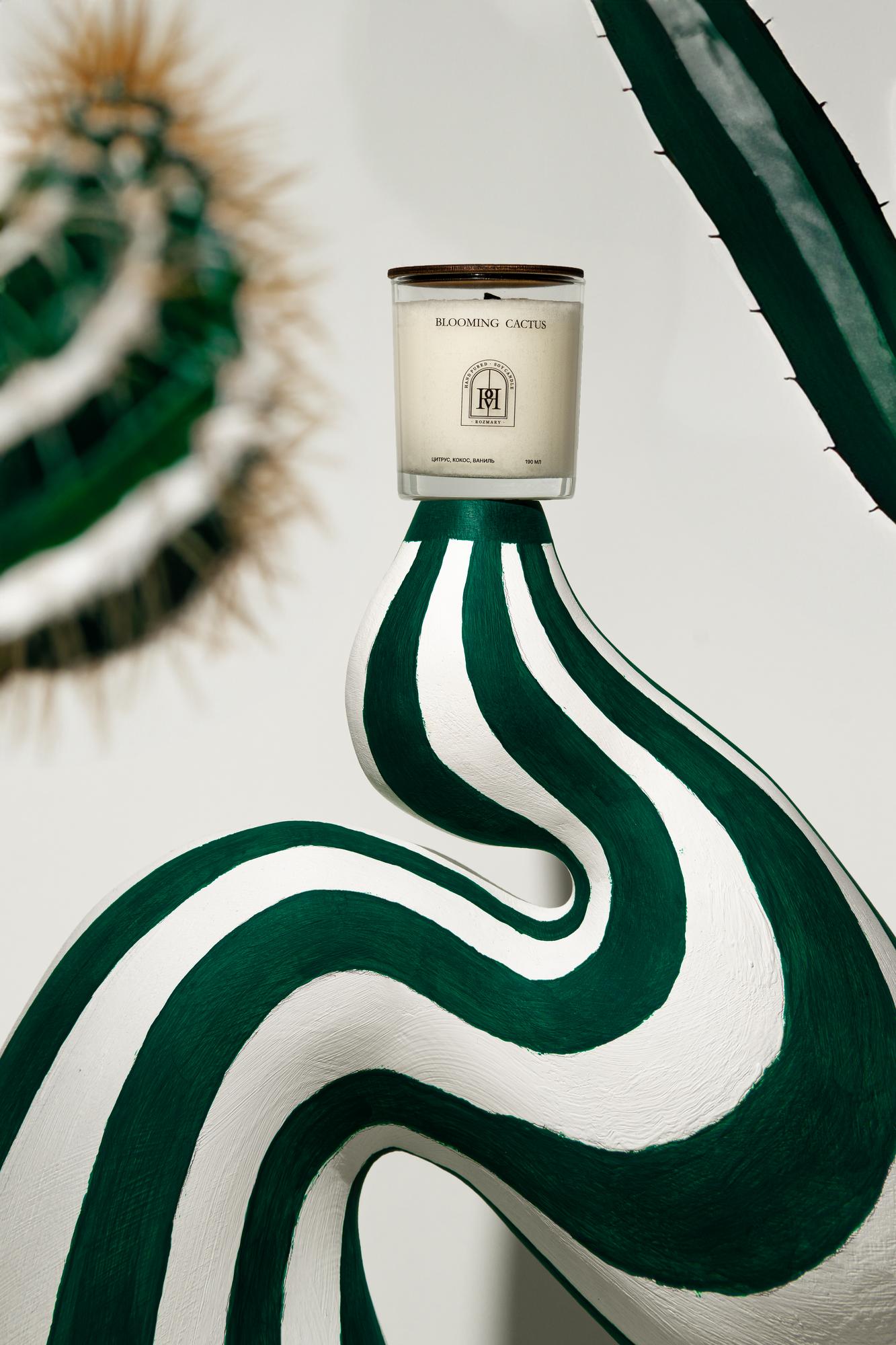 Свеча Blooming cactus