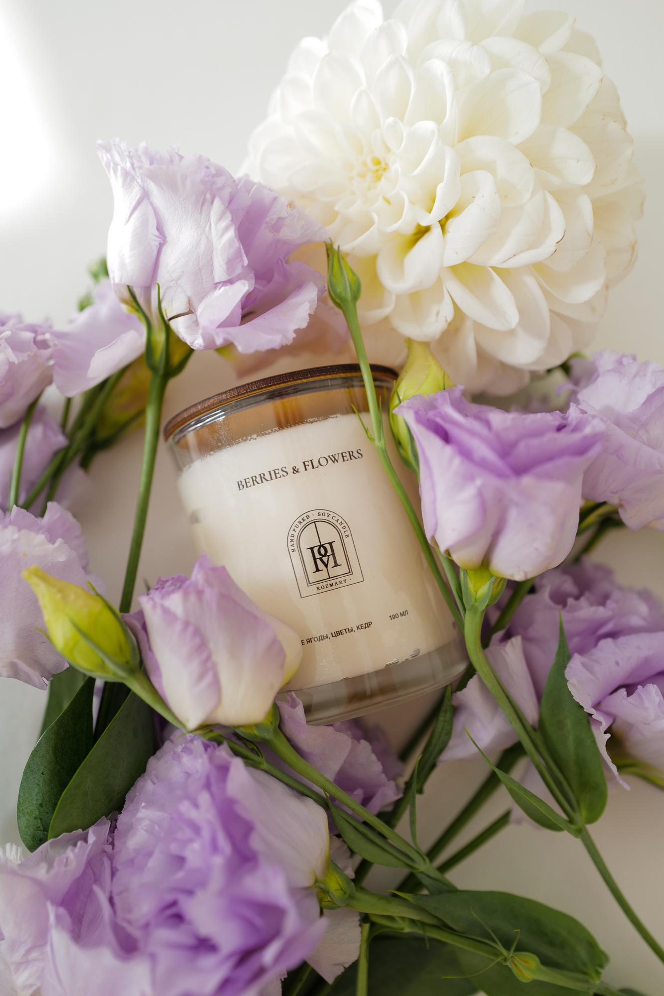 Свеча Berries & Flowers